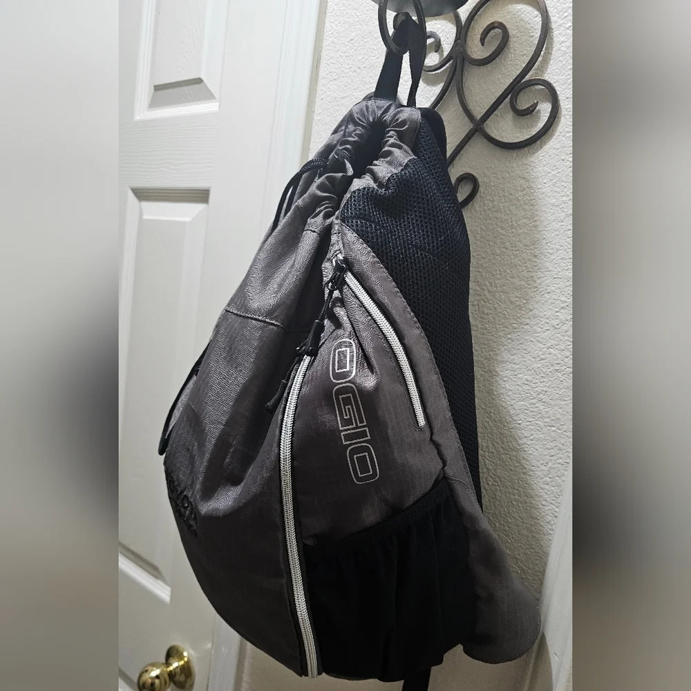 Ogio Padded Crossbody Sling Gray Drawstring Backpack Toyota Of Texas Edition EUC